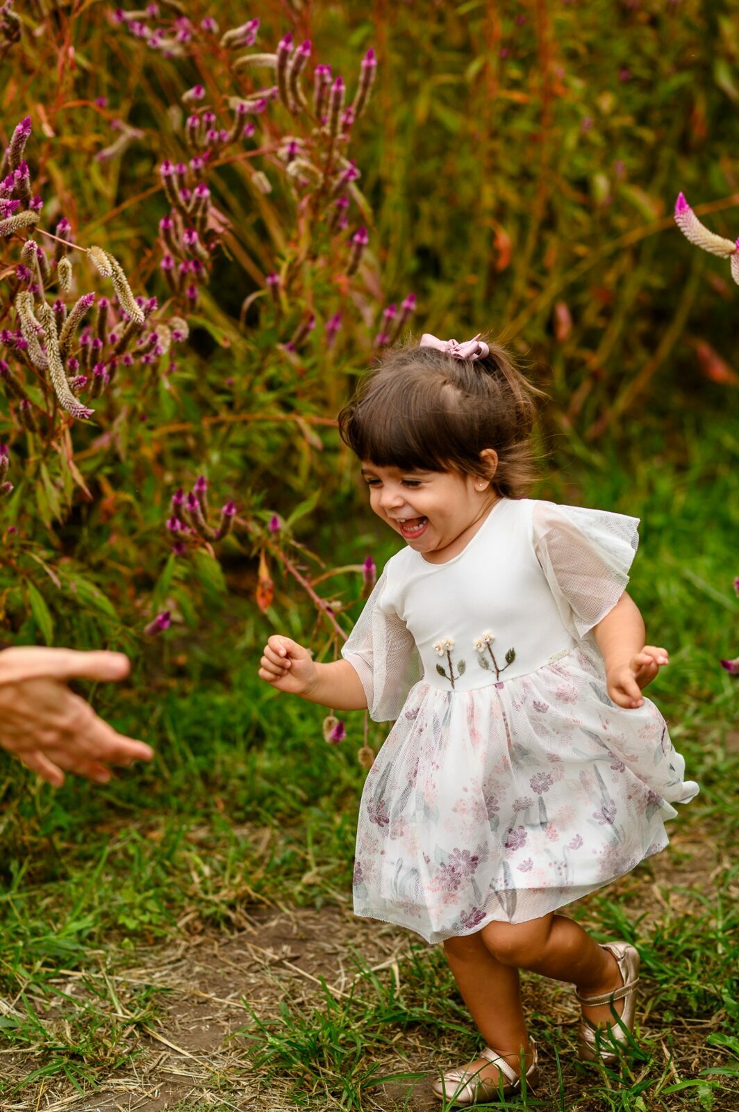 Foto 12 - Um ensaio em família cheio de amor em meio à natureza