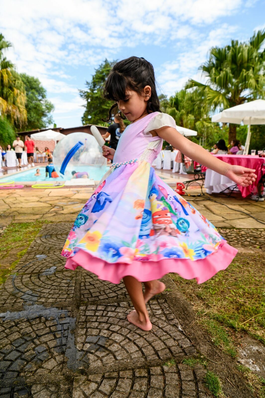 Foto 11 - A Pool Party de 6 Anos da Lívia: Um Dia de Diversão Sob o Sol com o Tema