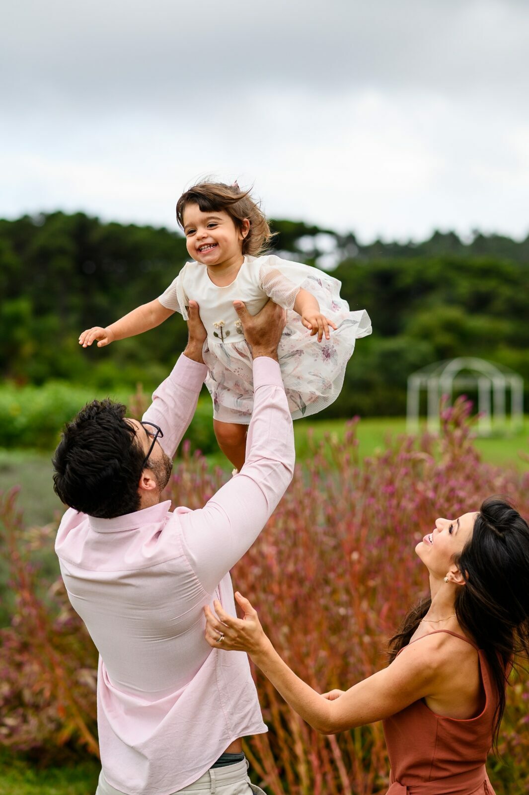 Foto 15 - Um ensaio em família cheio de amor em meio à natureza