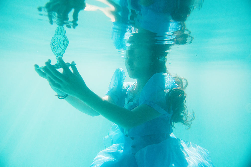 Foto Ensaio 15 anos - Aquático e temático - Alice no país das maravilhas - Imagem 5